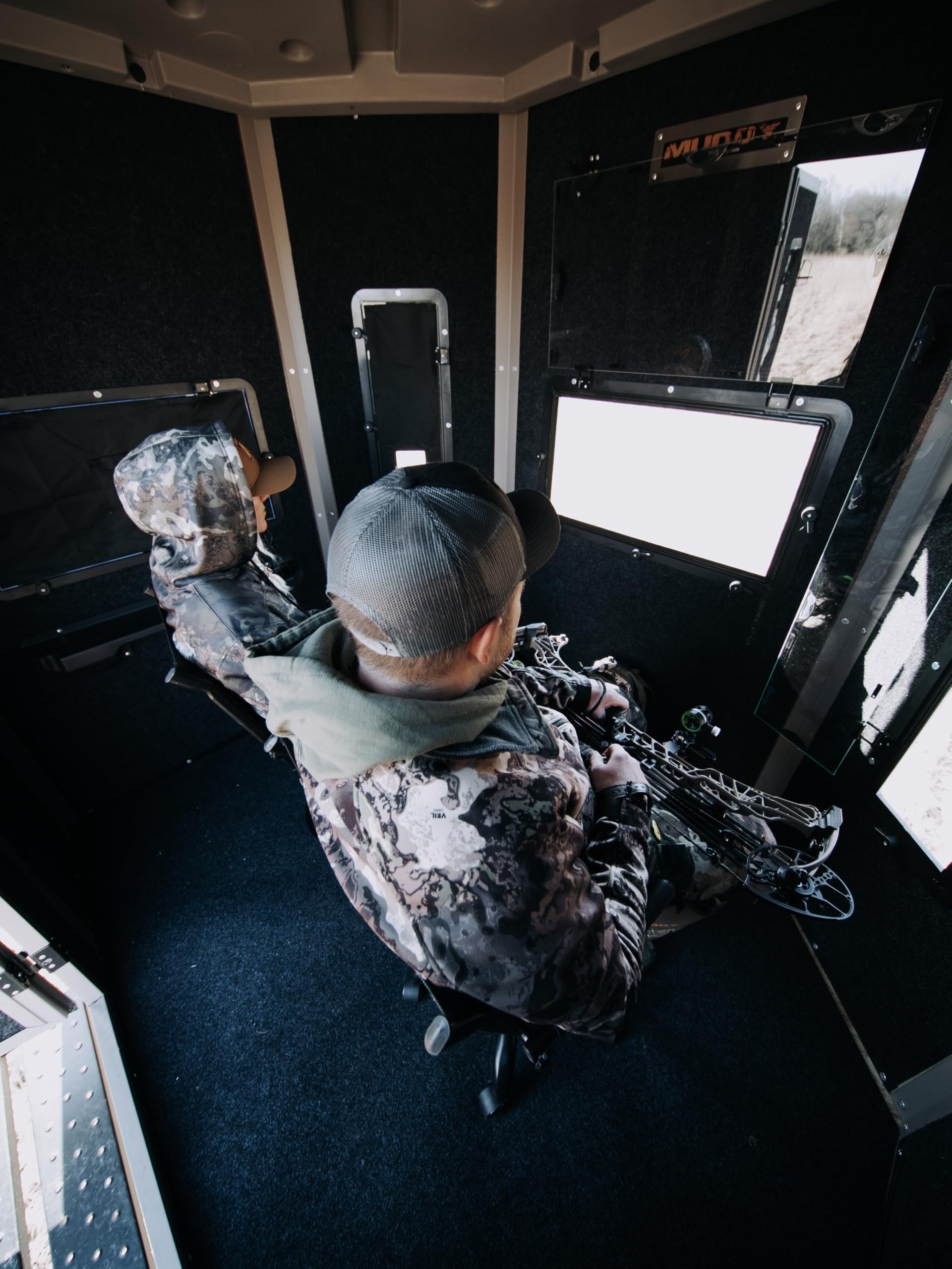 Muddy Penthouse Box - Image 10